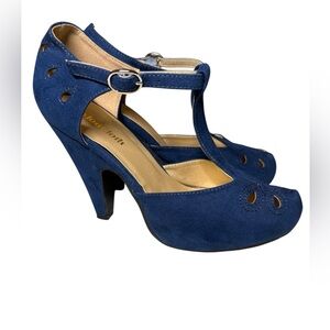 Modcloth Woman's  The Zest IS History T Strap Heels Size 8 Blue
